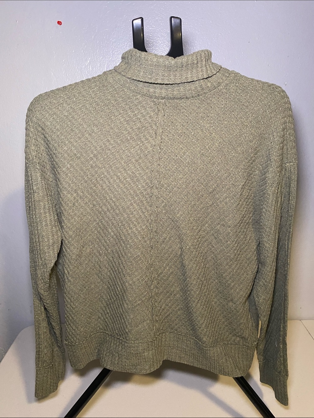 H by bordeaux Olive Green Women's Knit Turtleneck Sweater